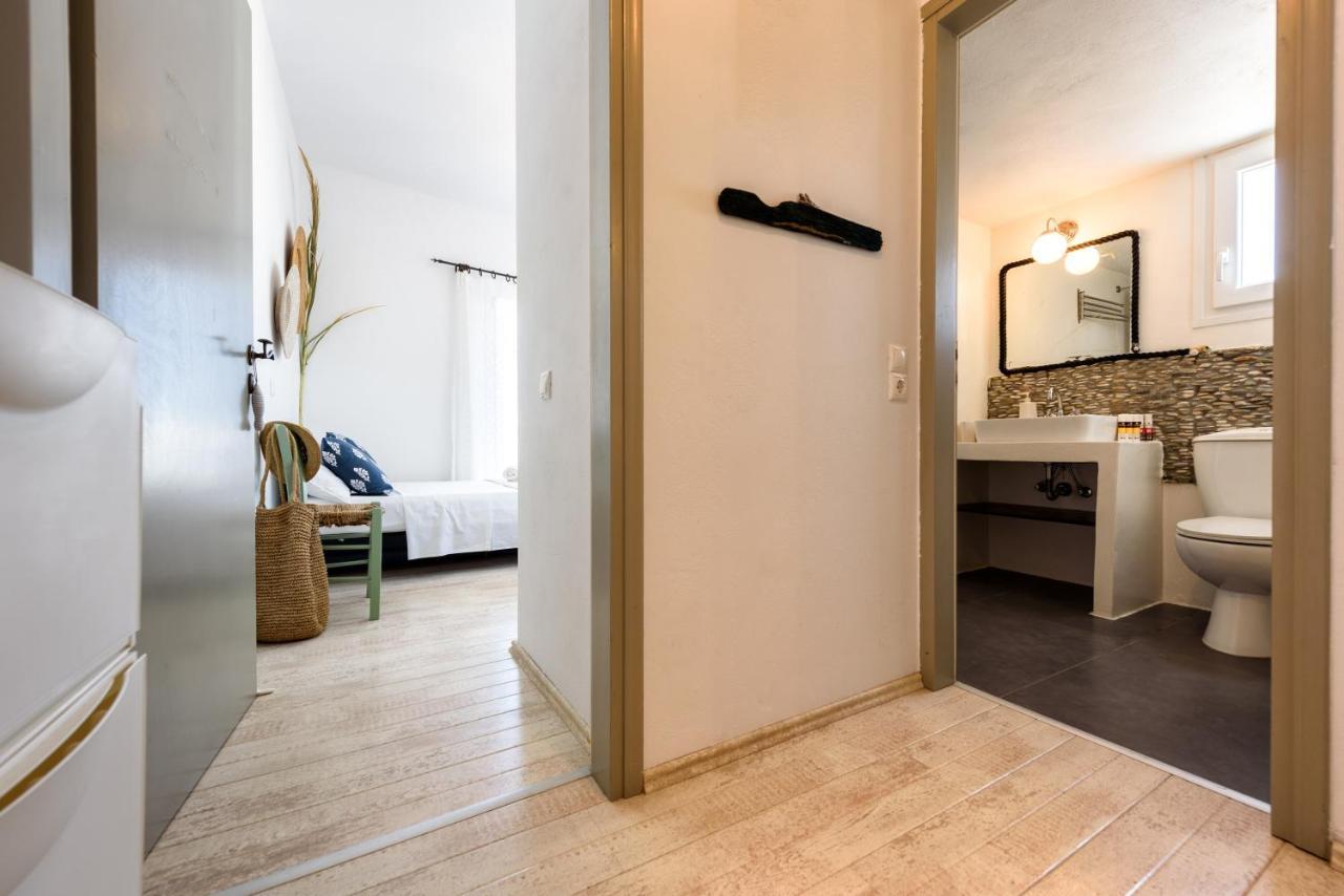 Hara'S Villa In Naousa , Paros Extérieur photo