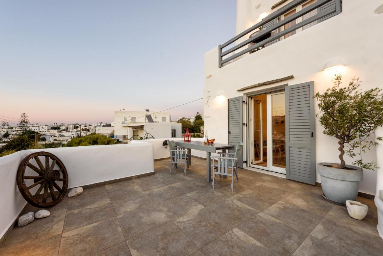 Hara'S Villa In Naousa , Paros Extérieur photo
