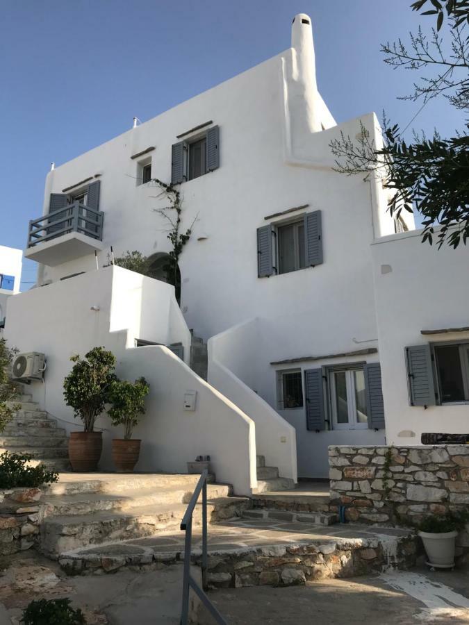 Hara'S Villa In Naousa , Paros Extérieur photo