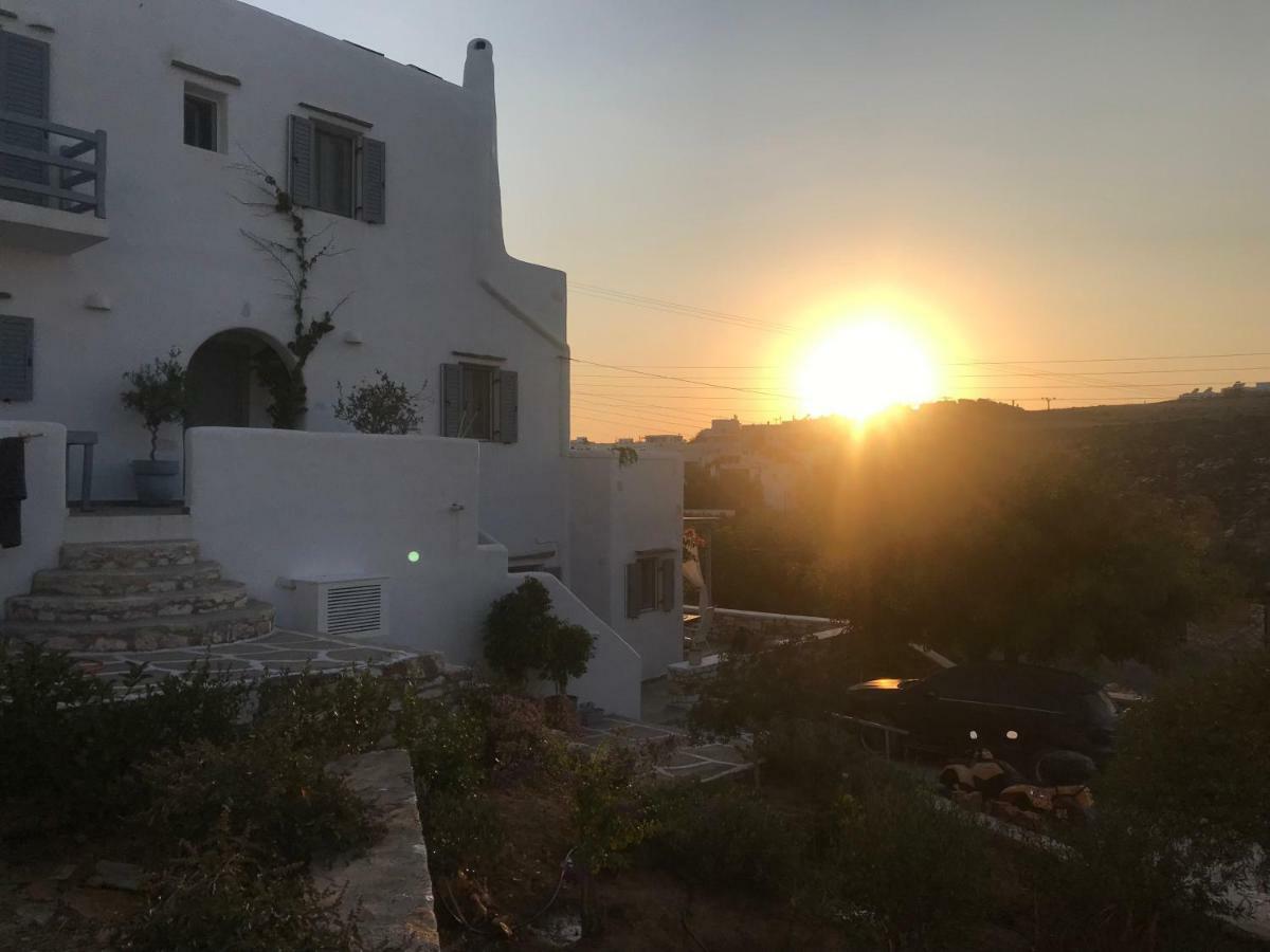 Hara'S Villa In Naousa , Paros Extérieur photo